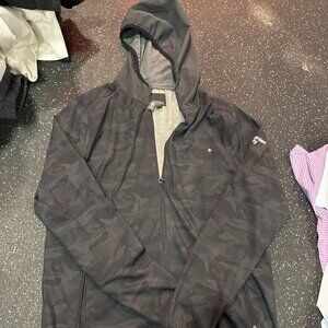 Vuori Men's Camo Shell